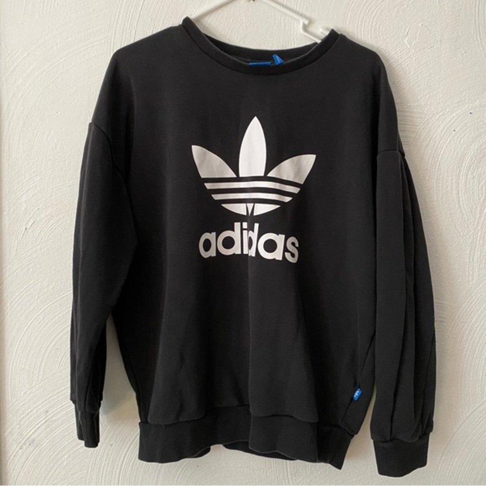 Adidas Sweatshirt Women’s Size M Black Long-sleeve Pull Over